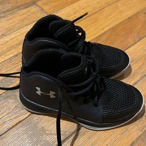Boys under armour shoes